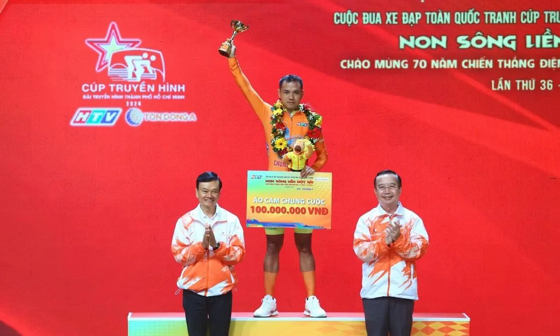 Giải đua xe đạp Cúp Truyền hình TPHCM 2024: Nguyễn Tấn Hoài nhận Áo cam chung cuộc