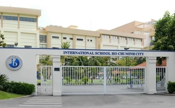 Sở GD&ĐT TPHCM yêu cầu trường quốc tế thu hồi sách ‘nhạy cảm’, phê bình giáo viên