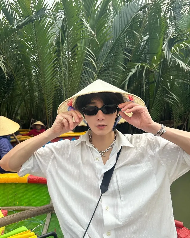 jung ill woo tung vlog du lich viet nam gay sot20240503-163238-005