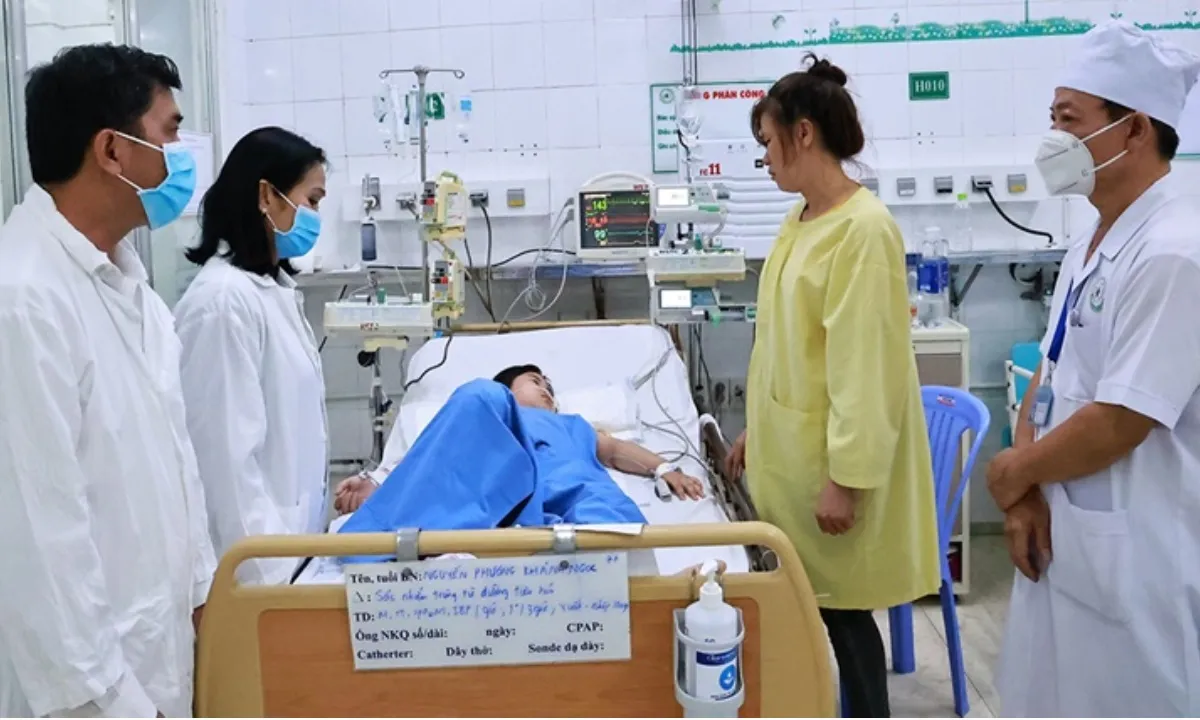 Số ca ngộ độc sau ăn bánh mì ở Đồng Nai tăng lên gần 470