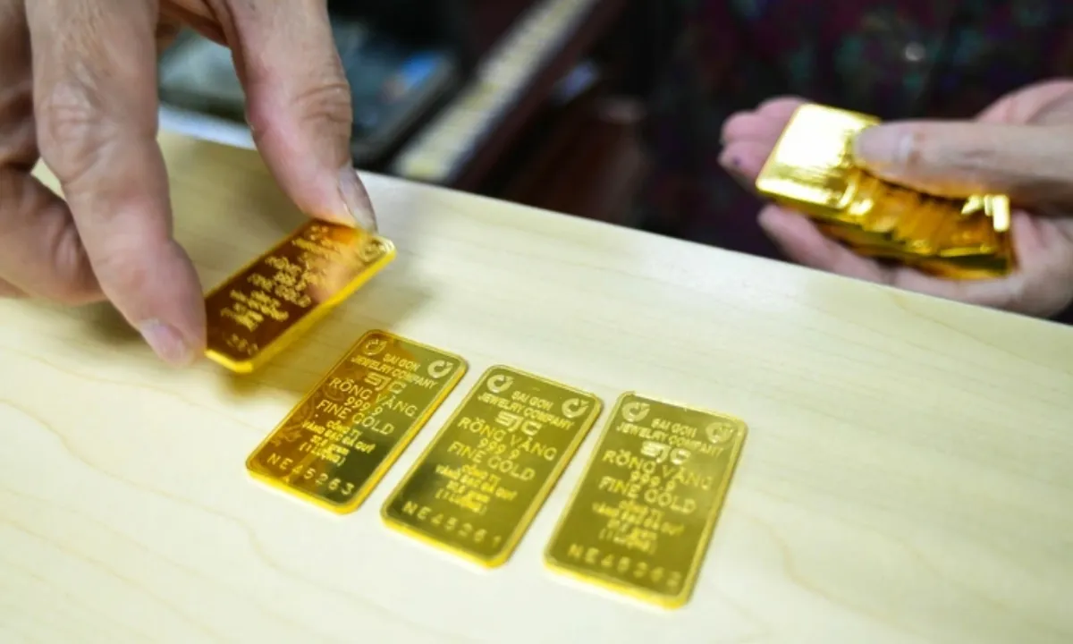 Vì sao Tổng cục Thuế muốn cấm mua bán vàng bằng tiền mặt? 