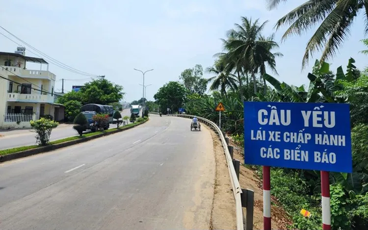 Cầu Trà Khúc 2 sửa 50 ngày, xe đi quốc lộ 1 chú ý rẽ hướng khác