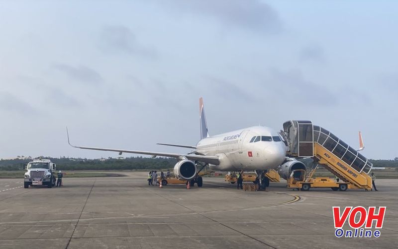 Giá vé máy bay cao: Doanh nghiệp tự quyết định trong khung giá của Bộ Giao thông Vận tải