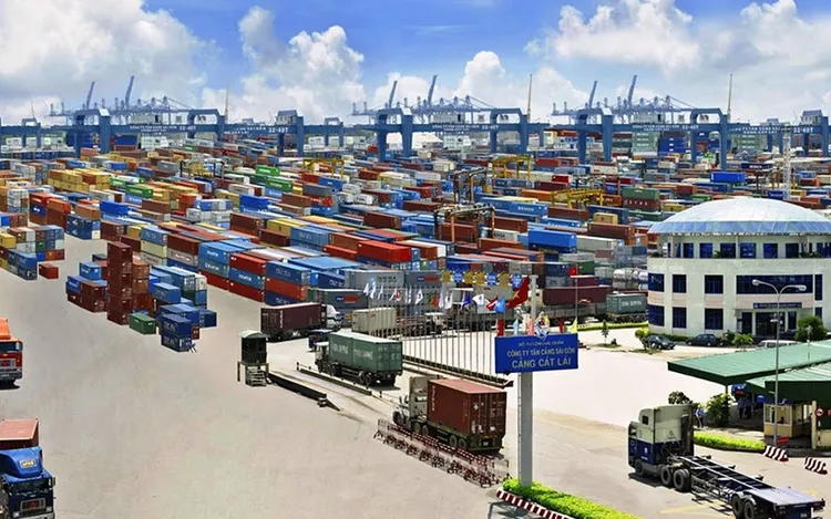 kim ngạch xuất khẩu qua cảng thành phố đạt 12,5 tỷ đô la Mỹ