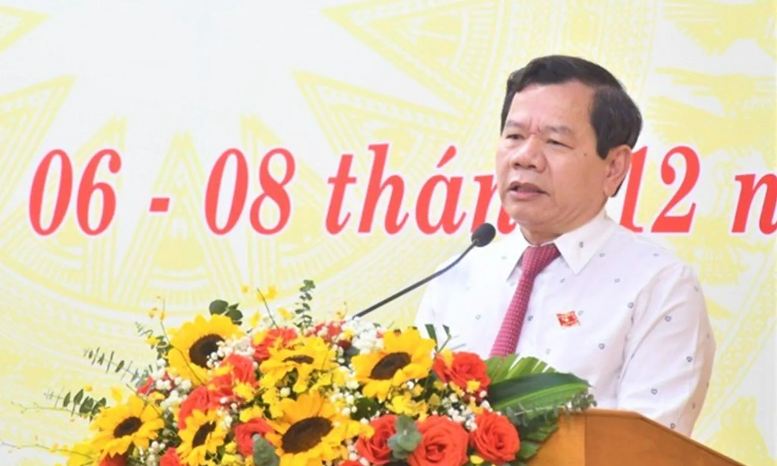 Ông Đặng Văn Minh bị bãi nhiệm chức vụ Chủ tịch UBND tỉnh Quảng Ngãi