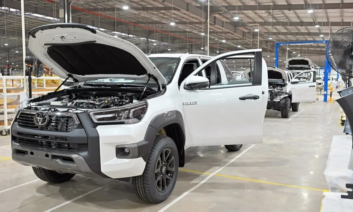 Toyota khai trương nhà máy lắp ráp ô tô đầu tiên ở Campuchia