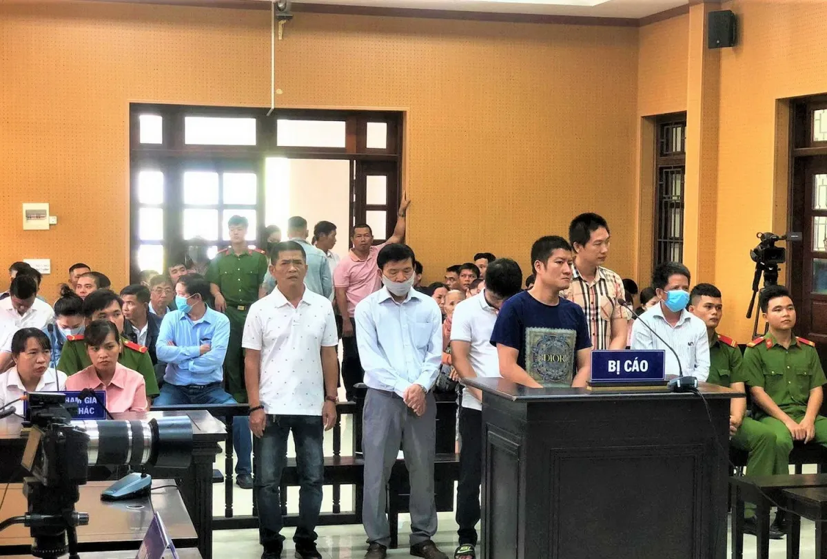 Cựu Giám đốc Trung tâm Pháp y tỉnh Quảng Ngãi bị kết án 4 năm 6 tháng tù về tội nhận hối lộ