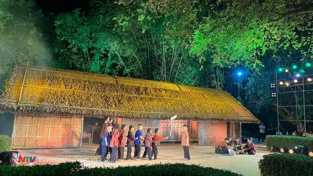 [Trực tiếp] Cầu truyền hình “Làng Sen nuôi chí lớn”