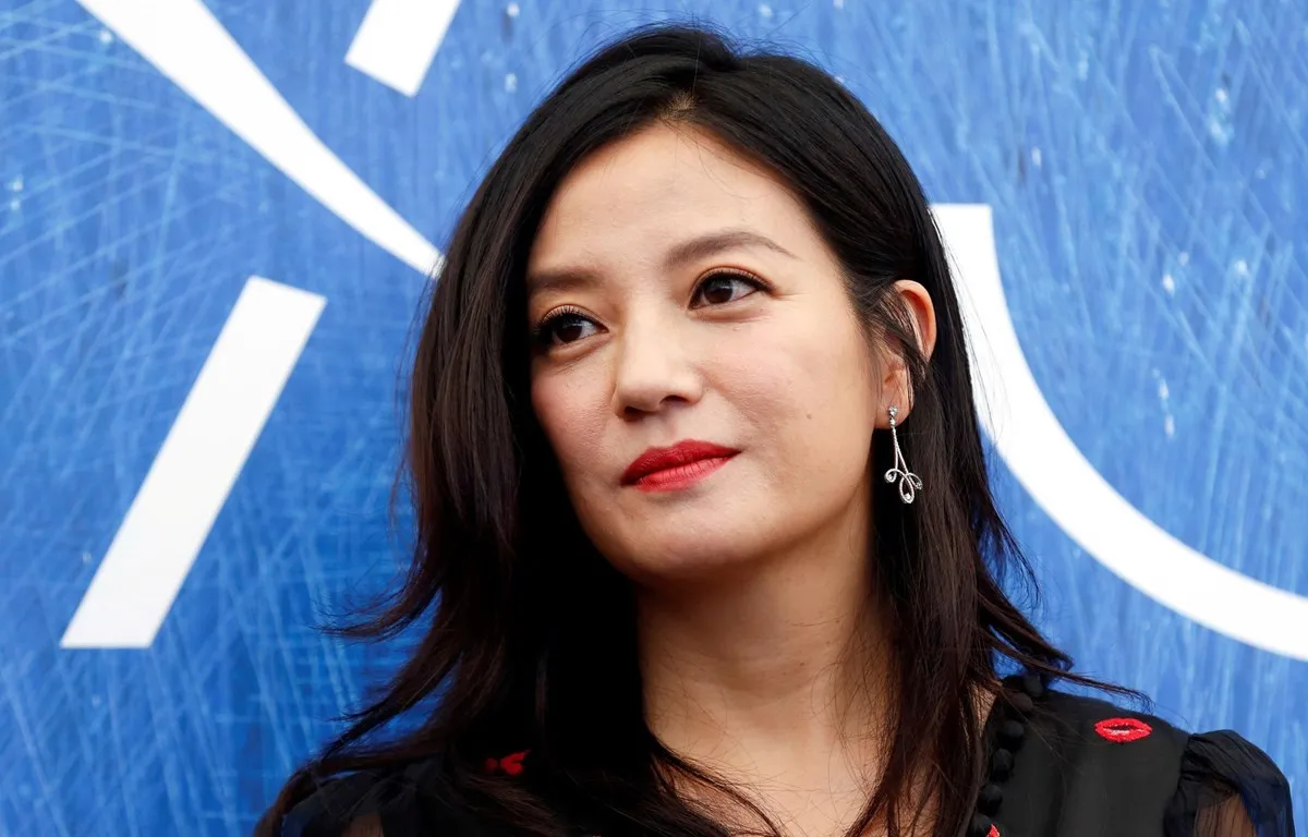 Ngày trở lại showbiz của Triệu Vy có lẽ vẫn còn xa sau vụ bị phong sát ngầm
