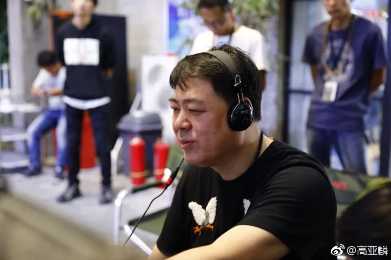 VOH-nam-dien-vien-bi-vo-to-ngoai-tinh-bao-luc-gia-dinh-khi-vo-mang-thai-h4