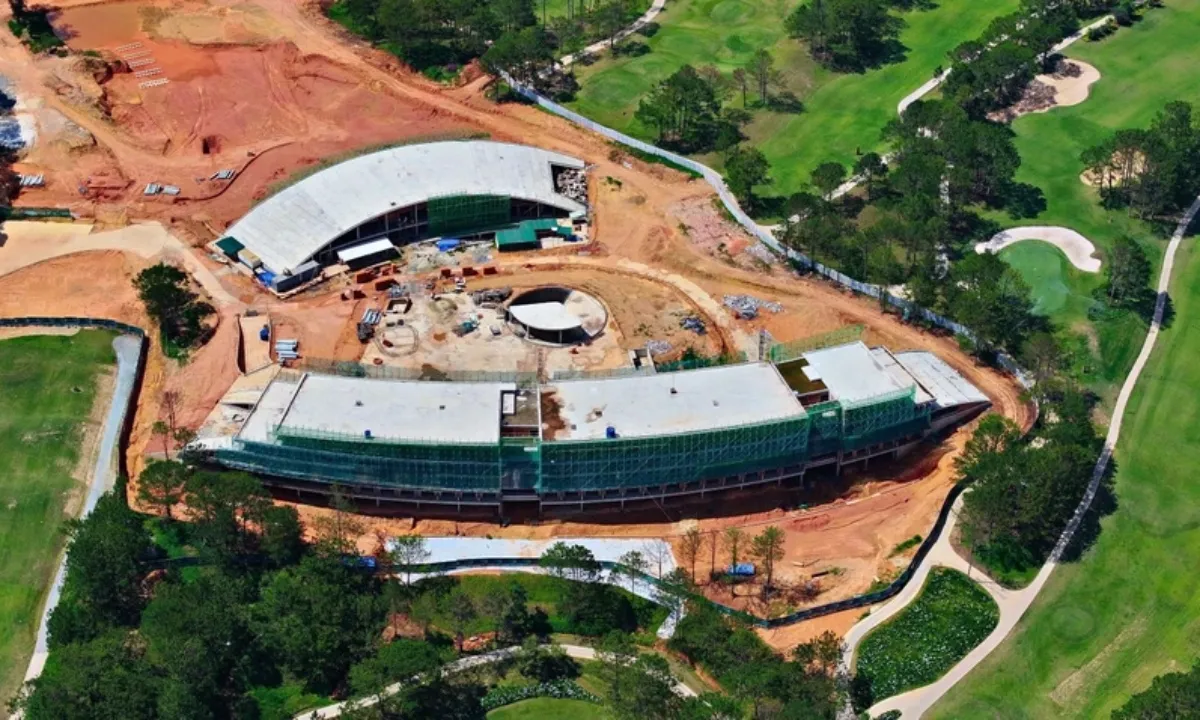 Vụ tòa nhà sân golf Đà Lạt bên trong Đồi Cù: Rà soát và xử lý các sai phạm 