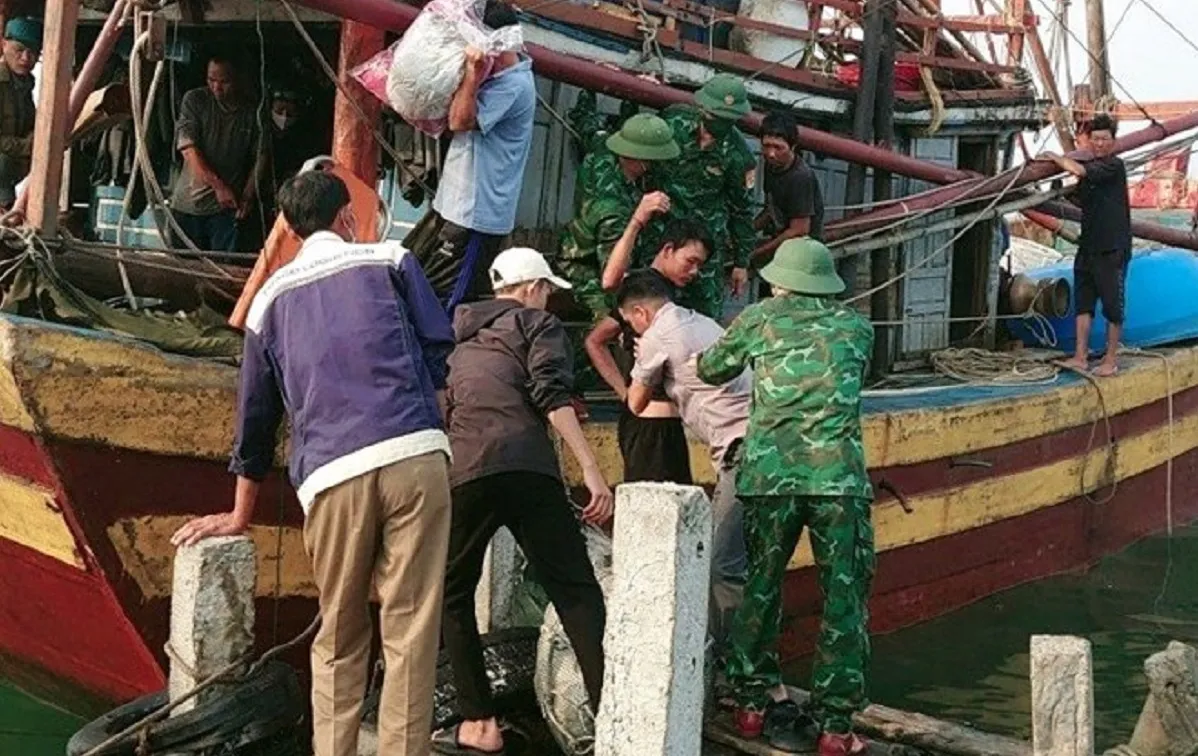 cuu nan ngu dan  BĐBP Quang Binh