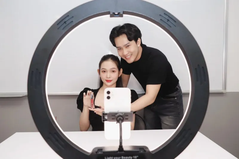Host Livestream Nghe bac ty Lam có de nhu nghe 00