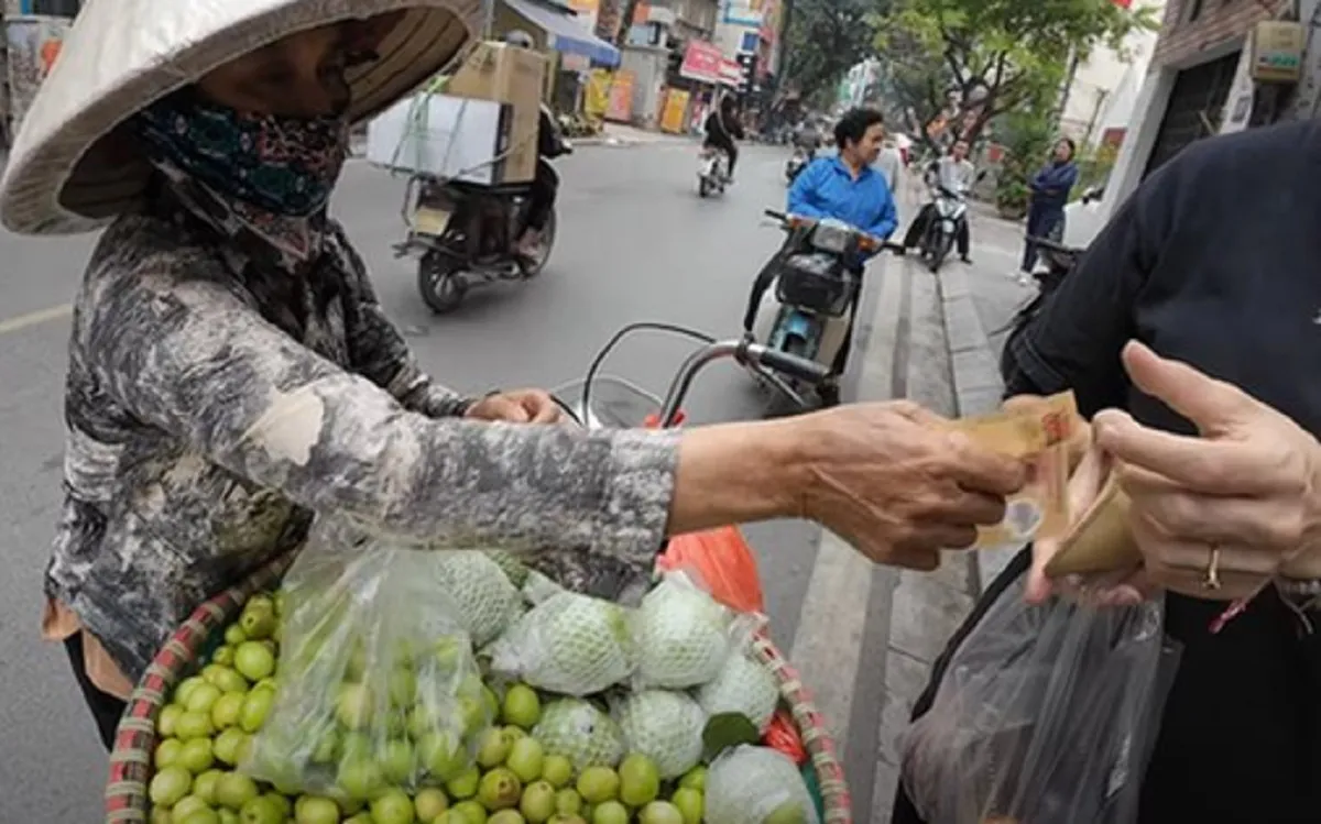 Luật sư nói gì về các trường hợp hóa đơn giá trên trời chặt chém khách hàng?