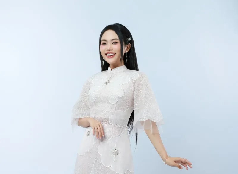 nsnd-bach-tuyet-that-vong-vi-hoc-tro-tut-doc-nhac-den-chu-tam-khi-lam-nghe20240513-170410-02