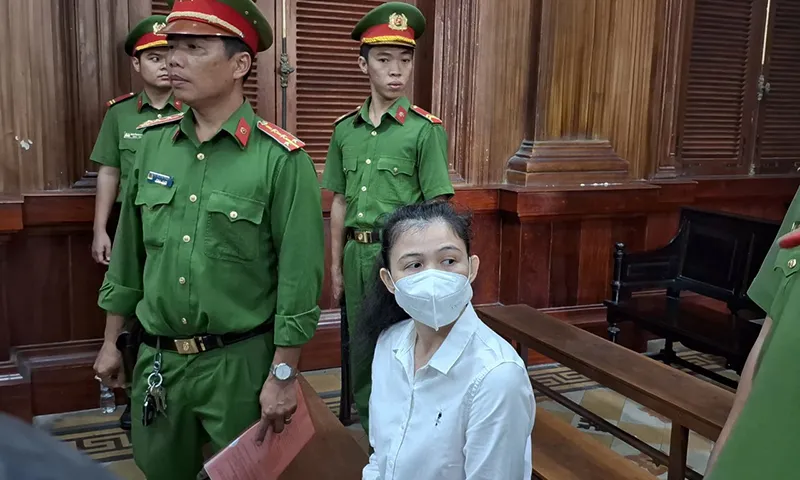 han-ni-17092644738771734993047