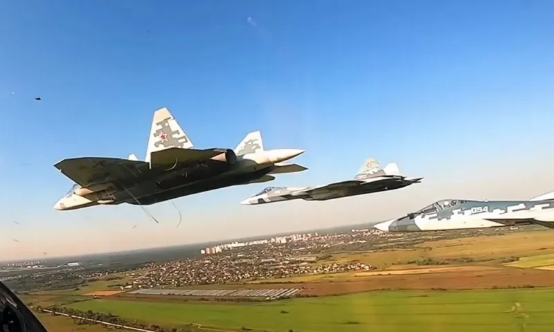 Xung đột Nga - Ukraine: Nga điều Su-57 tham chiến?