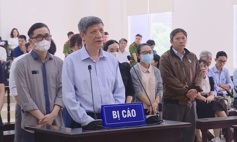 Vụ án Công ty Việt Á: Cựu Bộ trưởng Bộ Y tế Nguyễn Thanh Long và nhiều bị cáo được giảm án