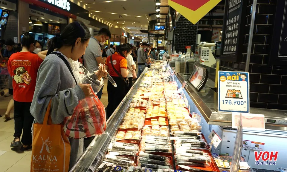 Chợ, trung tâm thương mại phải giám sát chất lượng hàng hóa, duy trì cân đối chứng