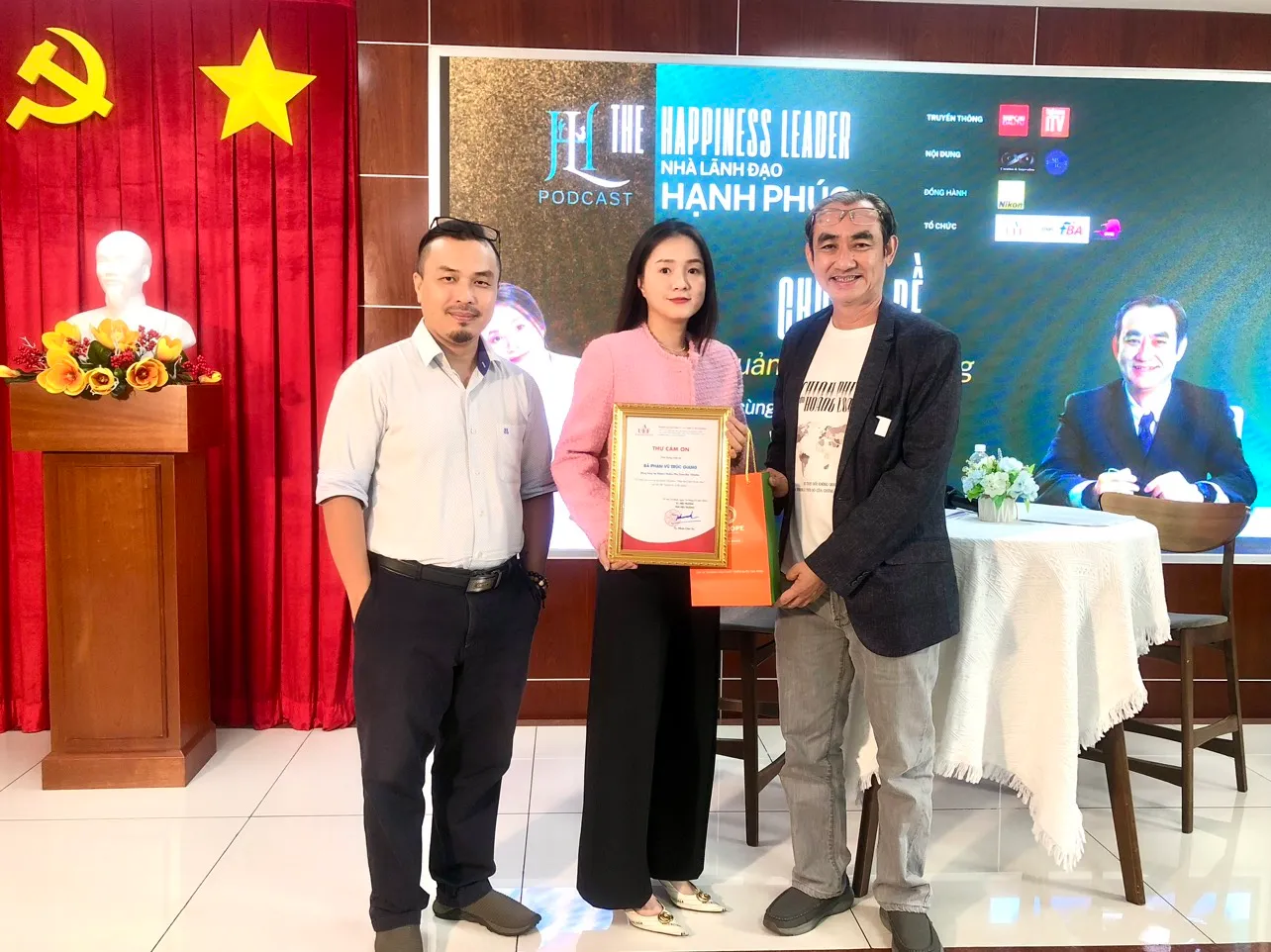 z5450832818853_d49e953fcb004618feadaded92dbe8e5