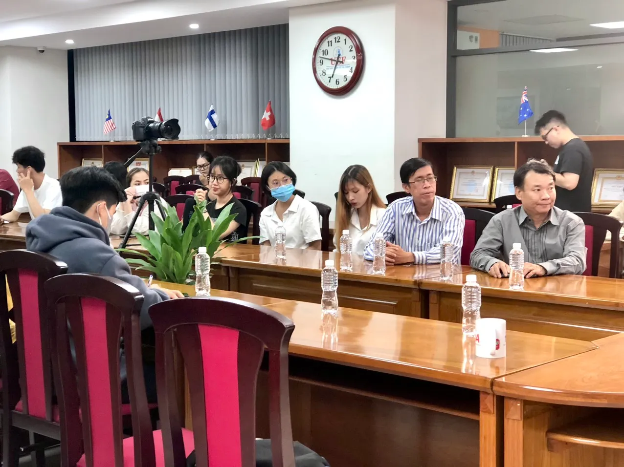 z5450832824979_db2eebcb989fec485395e7fe6316ce02