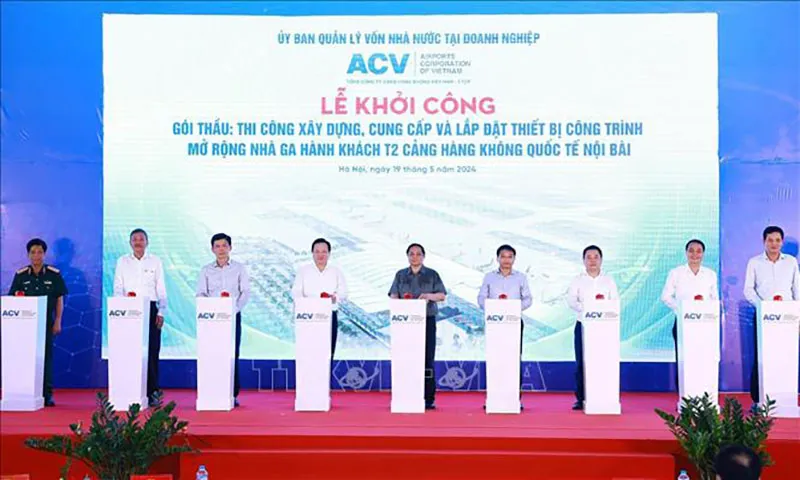 Thủ tướng Phạm Minh Chính khởi công Dự án mở rộng nhà ga hành khách T2 . Ảnh TTXVN