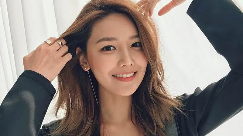 tiffany-snsd-khuyen-hau-boi-cham-chi-hon-nhung-co-phai-cung-dang-da-xeo-thanh-vien-cung-nhom (3)