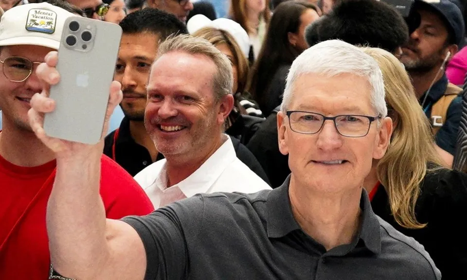Apple sẽ phát hành iPhone mỏng hơn vào năm 2025