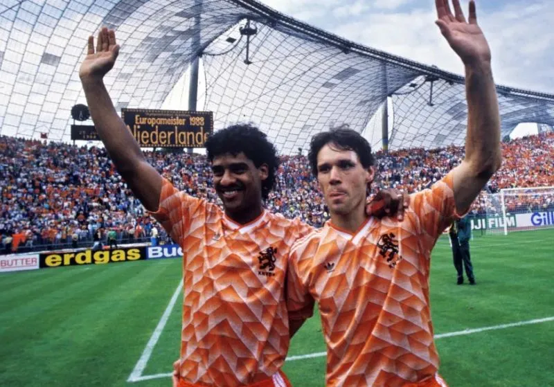 doi-tuyen-ha-lan-euro