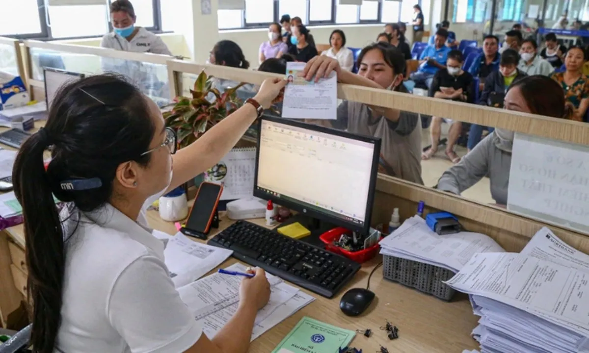 Đề xuất miễn bảo hiểm thất nghiệp cho người đóng trên 12 năm chưa nhận trợ cấp