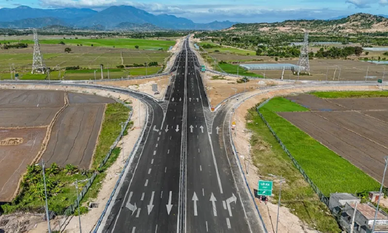 Cao tốc Cam Lâm - Vĩnh Hảo thu phí từ ngày 28/5