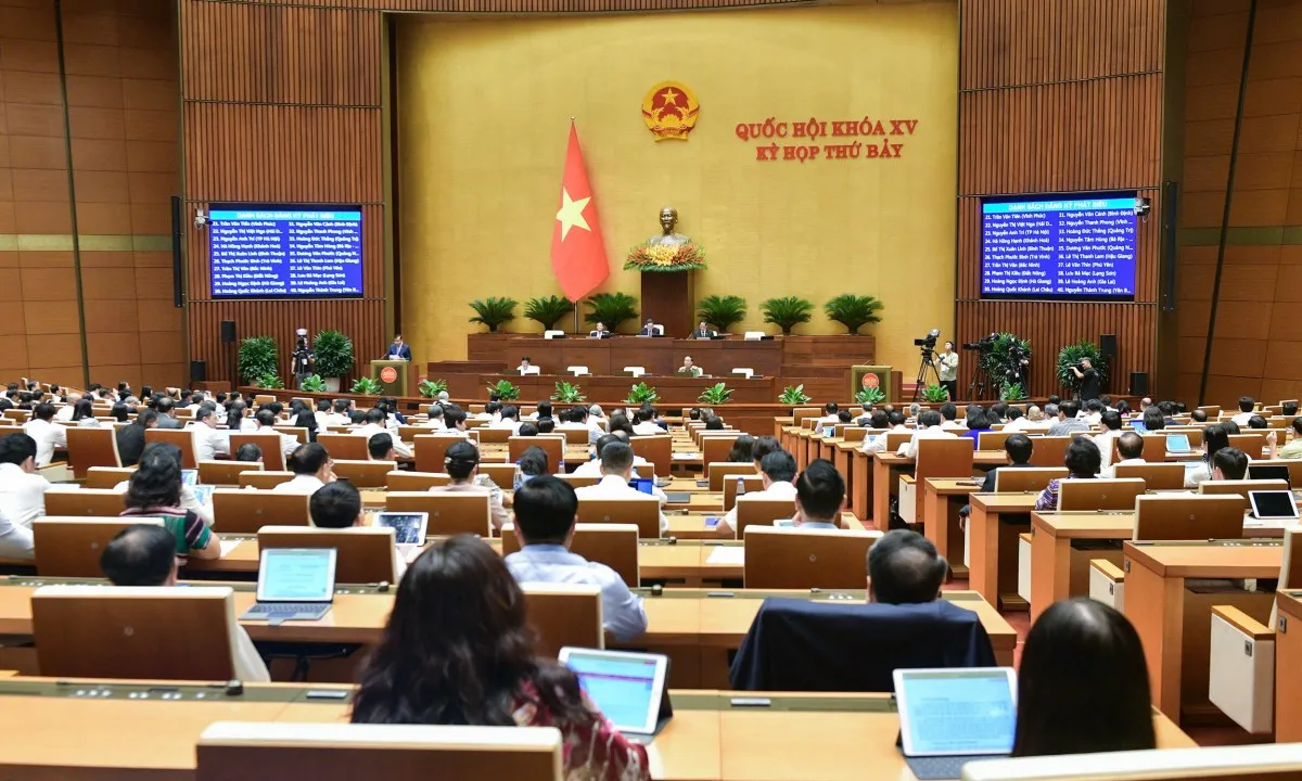 Ngày 23/5, Quốc hội thảo luận về kế hoạch phát triển KT-XH và ngân sách nhà nước