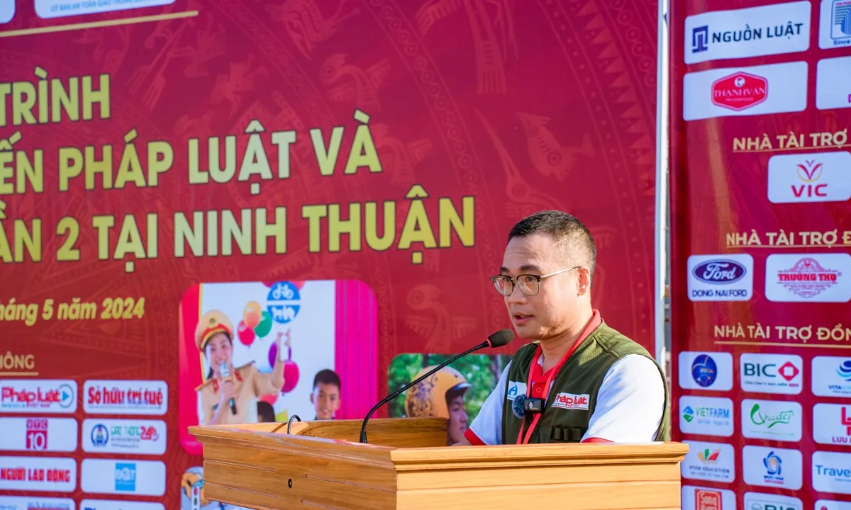 Hành trình Caravan tuyên truyền an toàn giao thông và sự kết nối giữa pháp luật và cộng đồng 