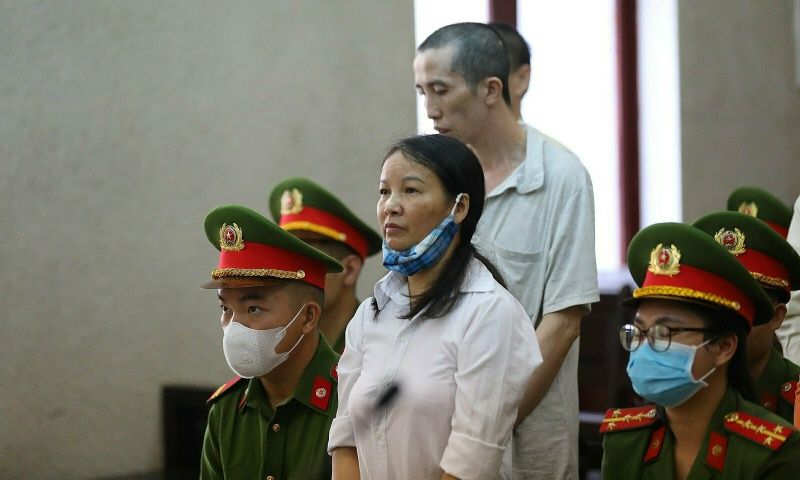 Chị gái ‘nữ sinh giao gà’ lên Hà Nội kêu oan cho mẹ
