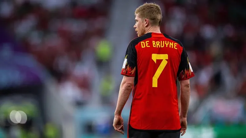 doi-tuyen-bi-cong-bo-danh-sach-so-bo-tham-du-euro-2024-dau-tau-de-bruyne-lan-cuoi-cua-the-he-vang 1