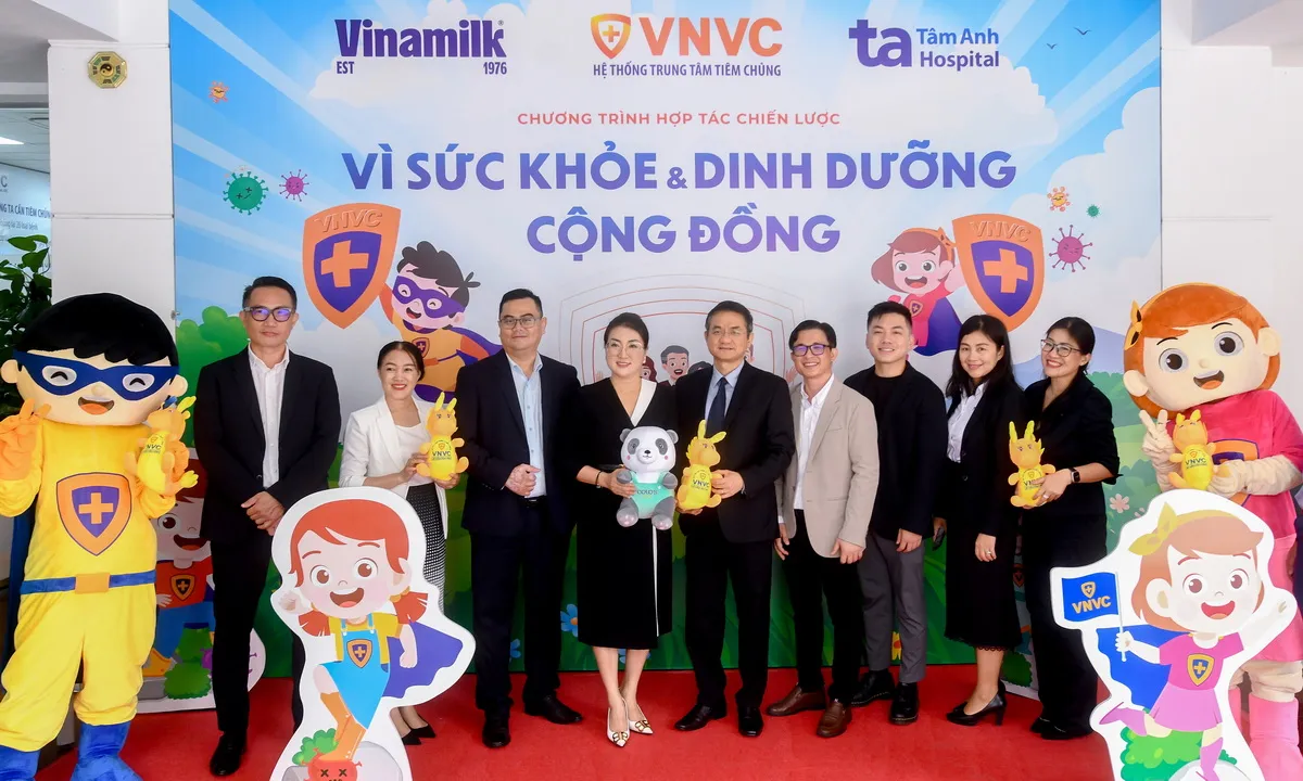 Kết hợp y tế và dinh dưỡng, Vinamilk hợp tác chiến lược với VNVC và bệnh viện Tâm Anh