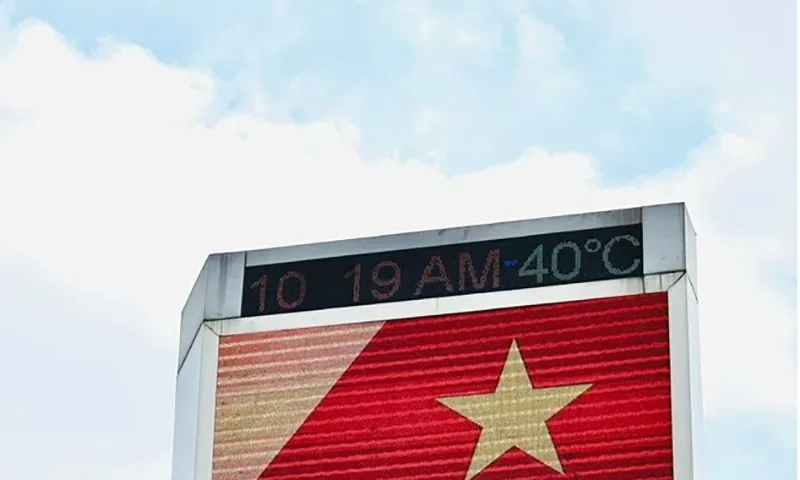 Bất ngờ nắng nóng quay trở lại Nam bộ