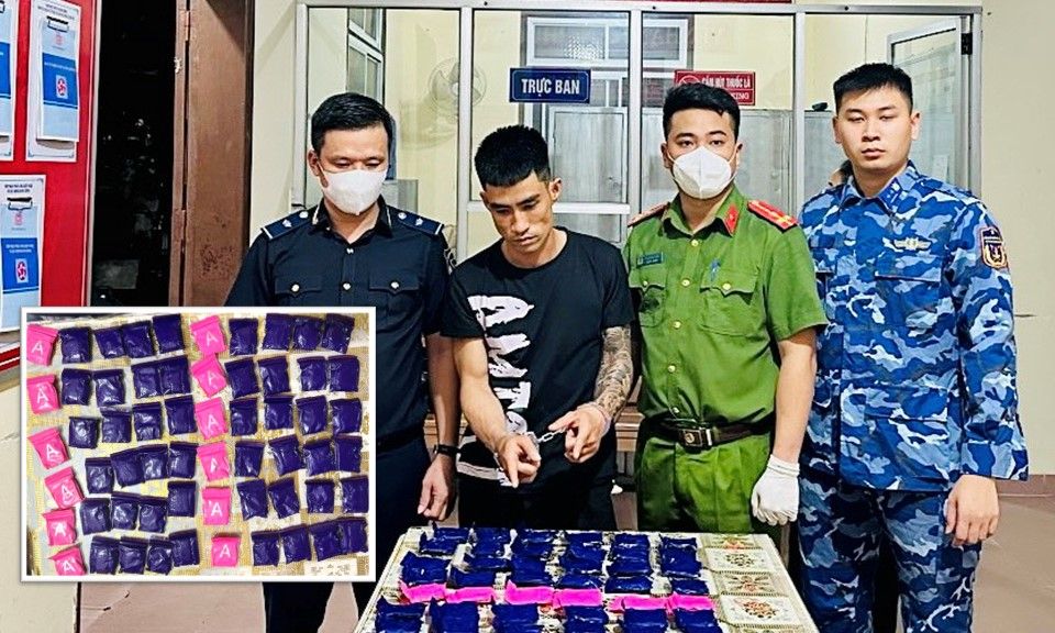 Quảng Bình: Bắt quả tang đối tượng mua bán trái phép gần 12.000 viên ma túy tổng hợp