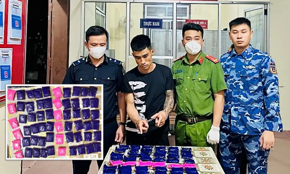 Quảng Bình: Bắt quả tang đối tượng mua bán trái phép gần 12.000 viên ma túy tổng hợp