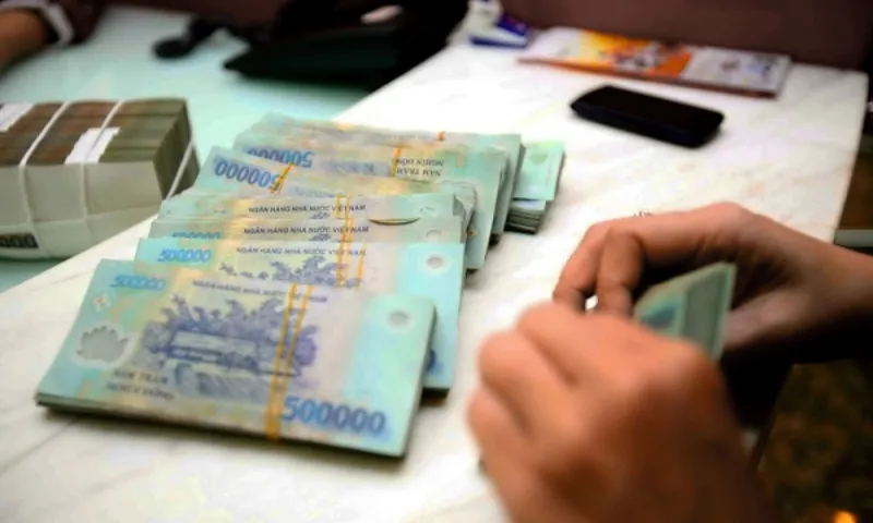 Bộ Tài chính đề xuất tiếp tục giảm 36 khoản phí, lệ phí từ 1/7