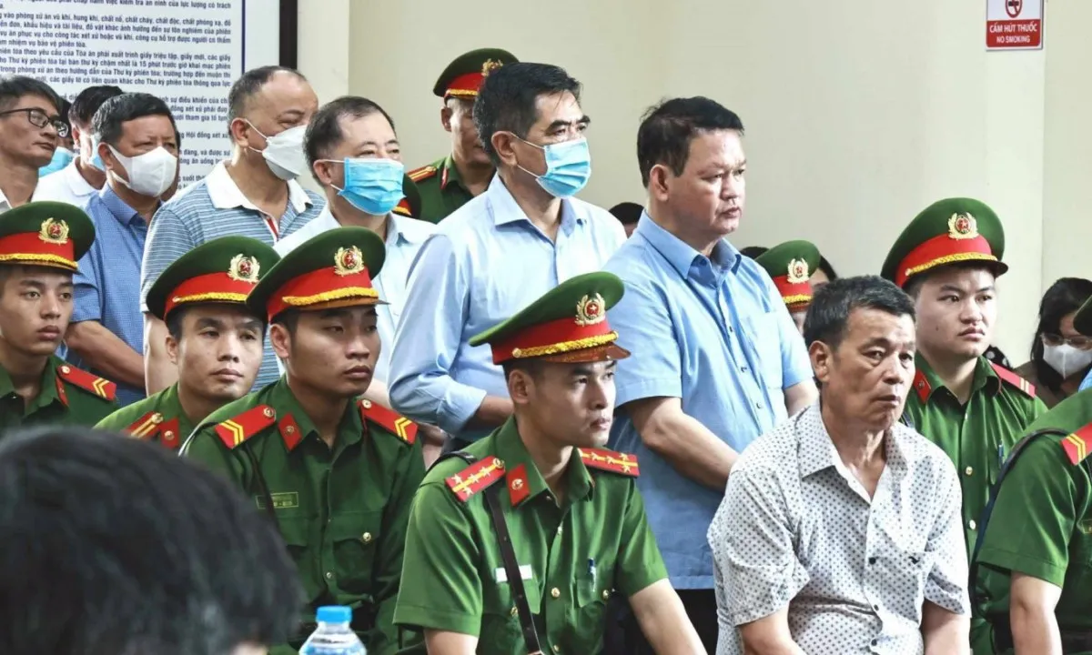 Cựu bí thư tỉnh ủy Lào Cai Nguyễn Văn Vịnh bị tuyên phạt 5 năm 6 tháng tù
