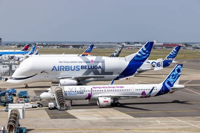 Airbus Beluga-310524-3