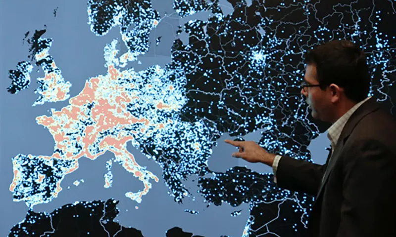 Bản đồ nhiệt của mạng botnet được hiển thị tại Trung tâm tội phạm mạng của Microsoft  Reuters