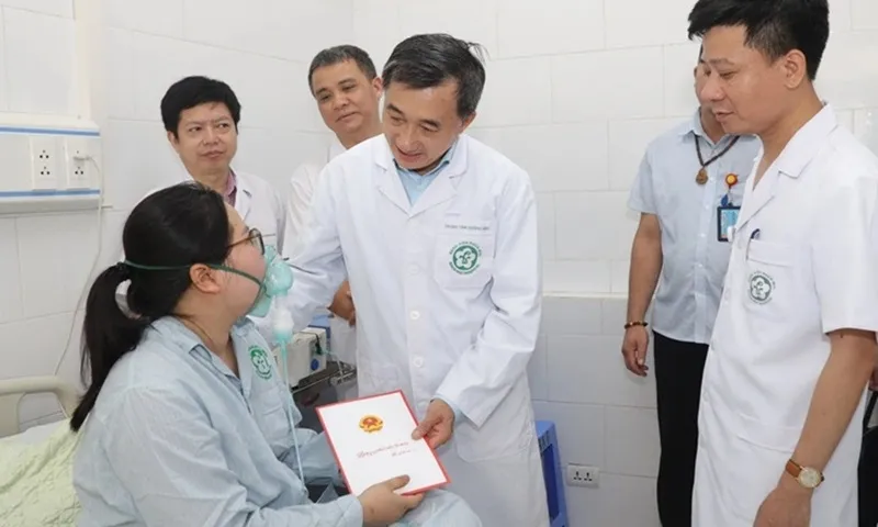 Thêm 2 nạn nhân vụ cháy nhà trọ ở Trung Kính xuất viện