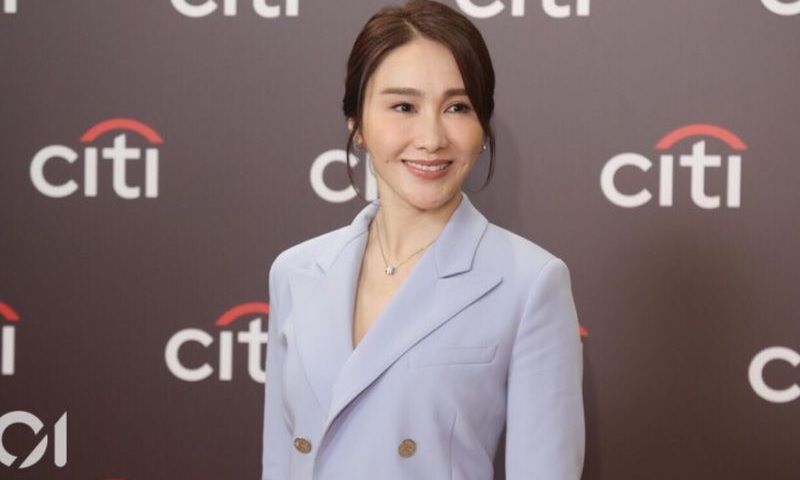 Đệ nhất mỹ nhân TVB Lê Tư tái xuất màn ảnh sau hơn chục năm giải nghệ?
