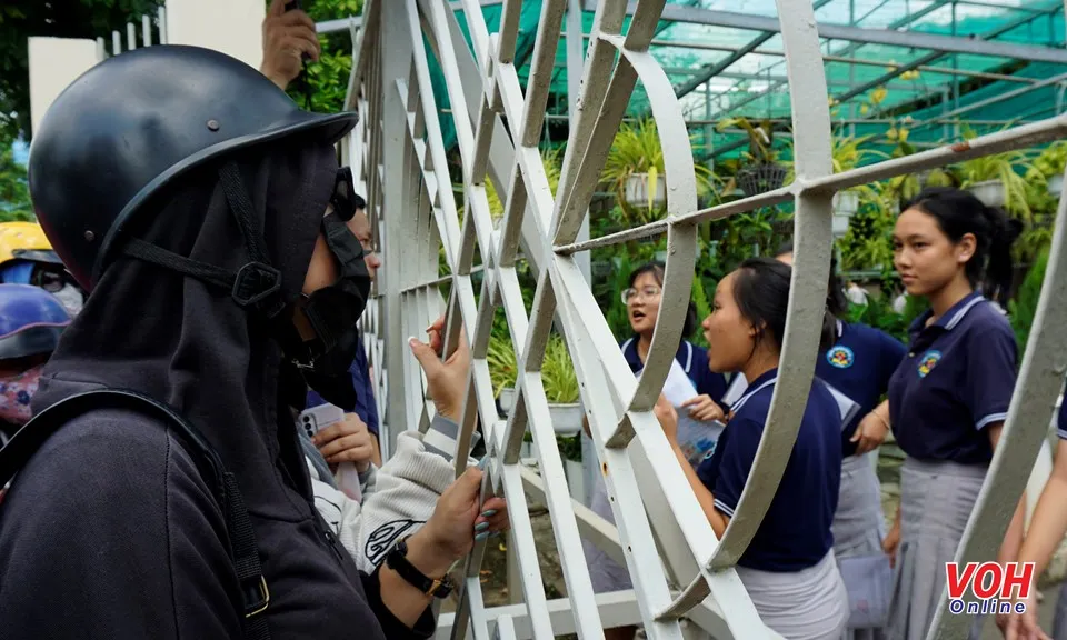 thi-tot-nghiep-060624-6