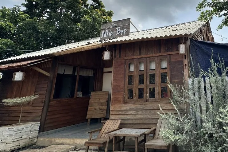 z5512536870125-c0af11d6a0d40aff946972b12017170f-1326