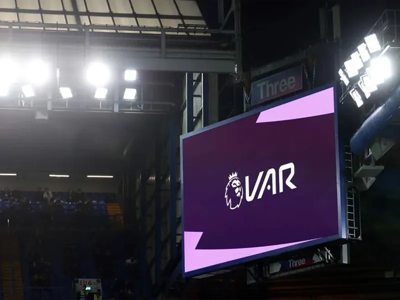 VAR