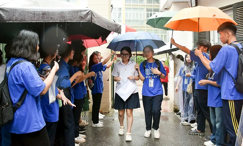 Hà Nội hoàn tất kỳ thi vào lớp 10 ở môn toán