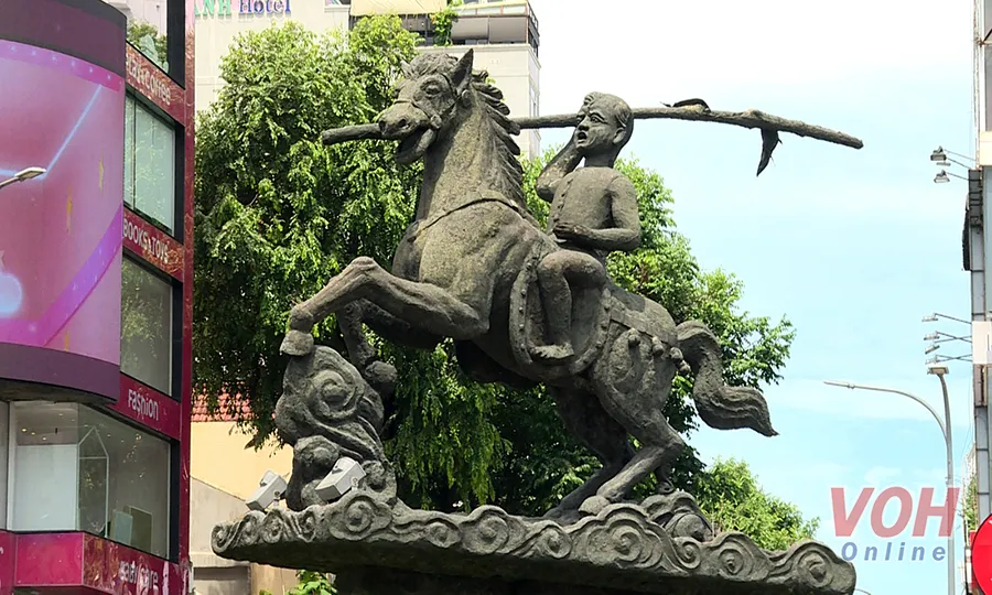 PHUC DUNG TUONG DAI.00_05_21_11.Still004